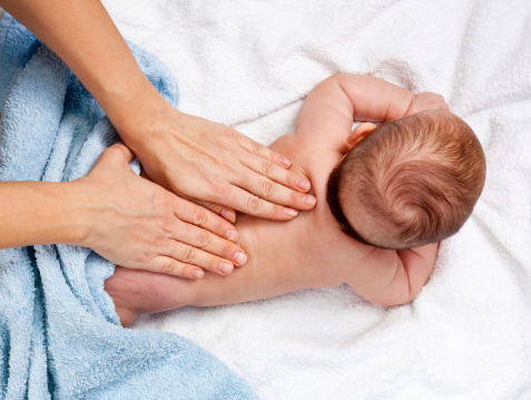 massage bien-être bébé